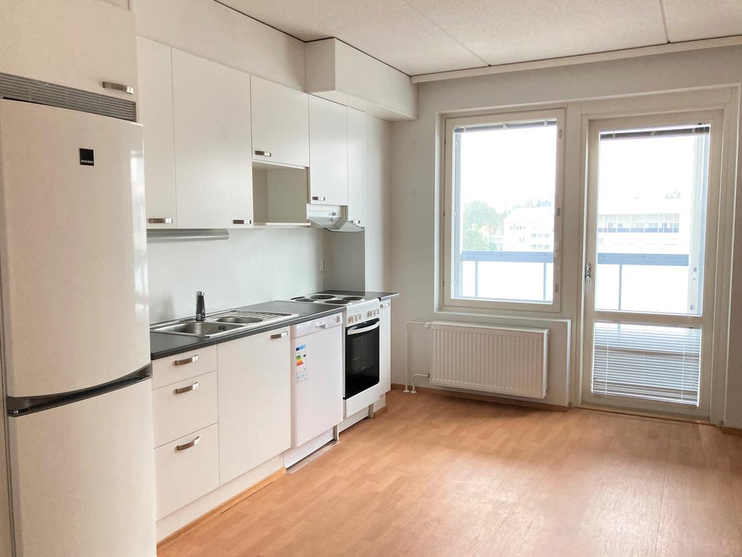 Emalitehtaankatu 3 B 28