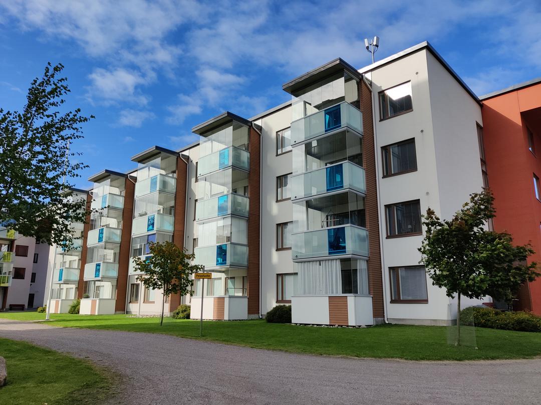 Laajavuorentie 10 A 13