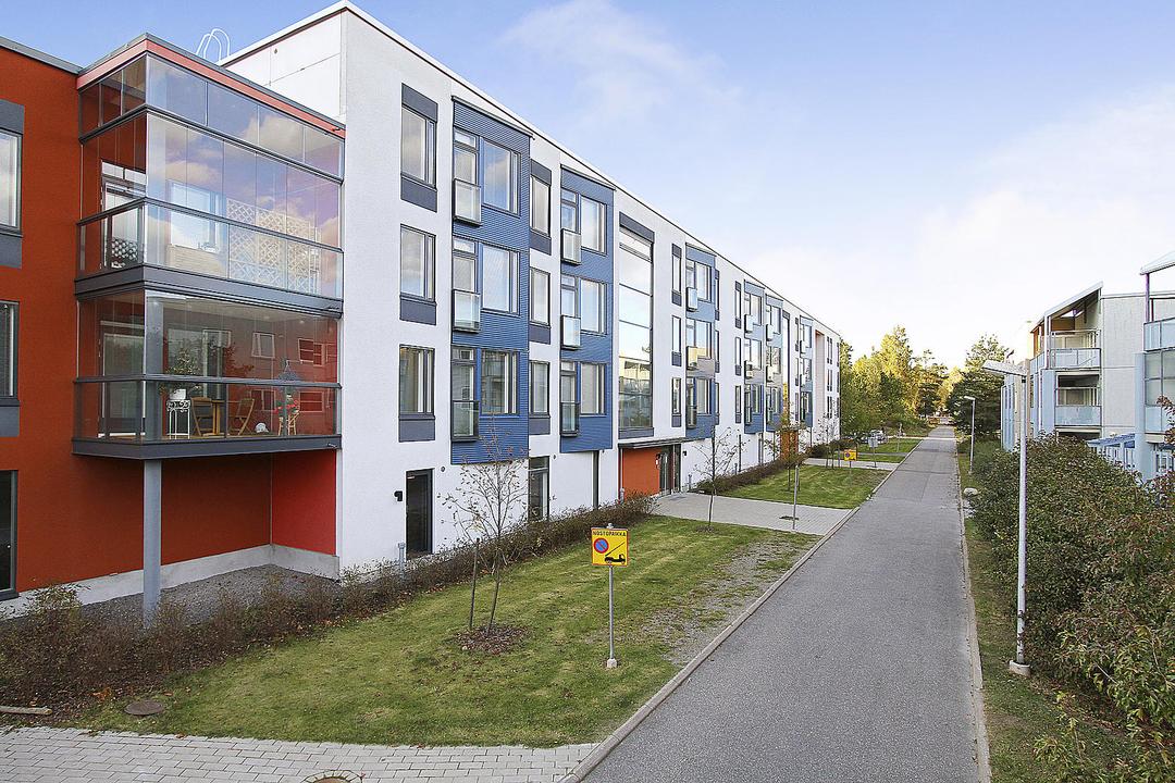 Leinikkitie 9 D 70