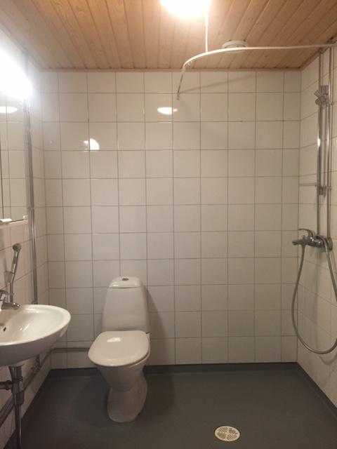 276303