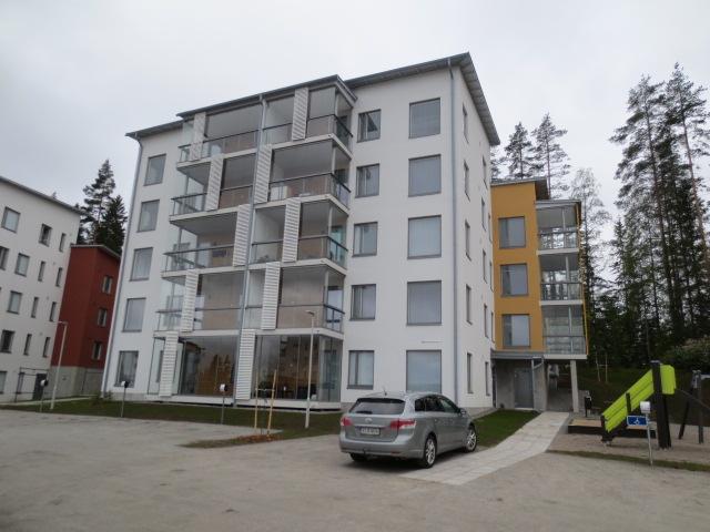 215428