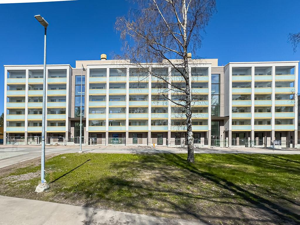 268449