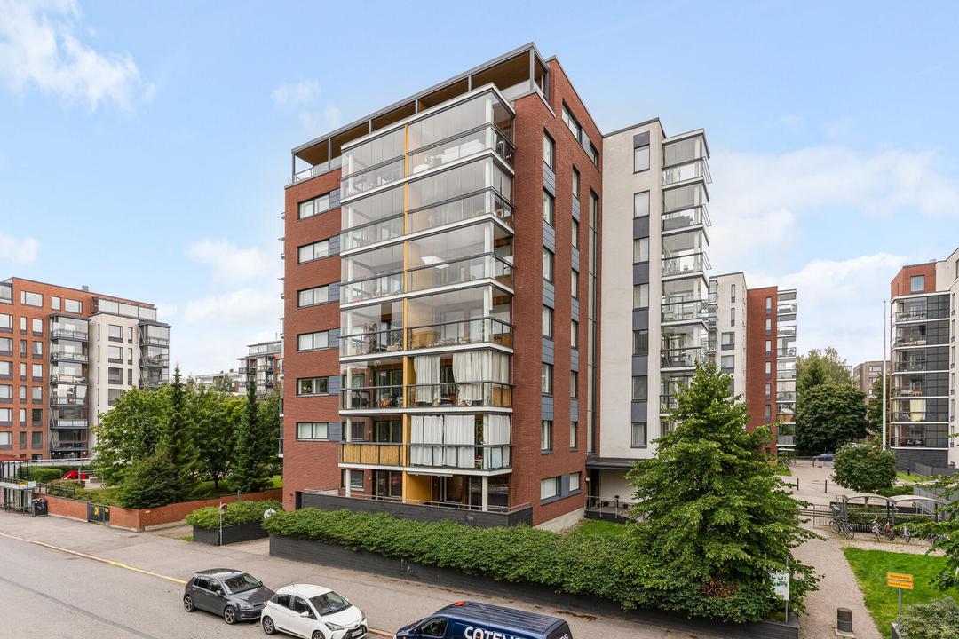 Itälahdenkatu 9-11 A 34