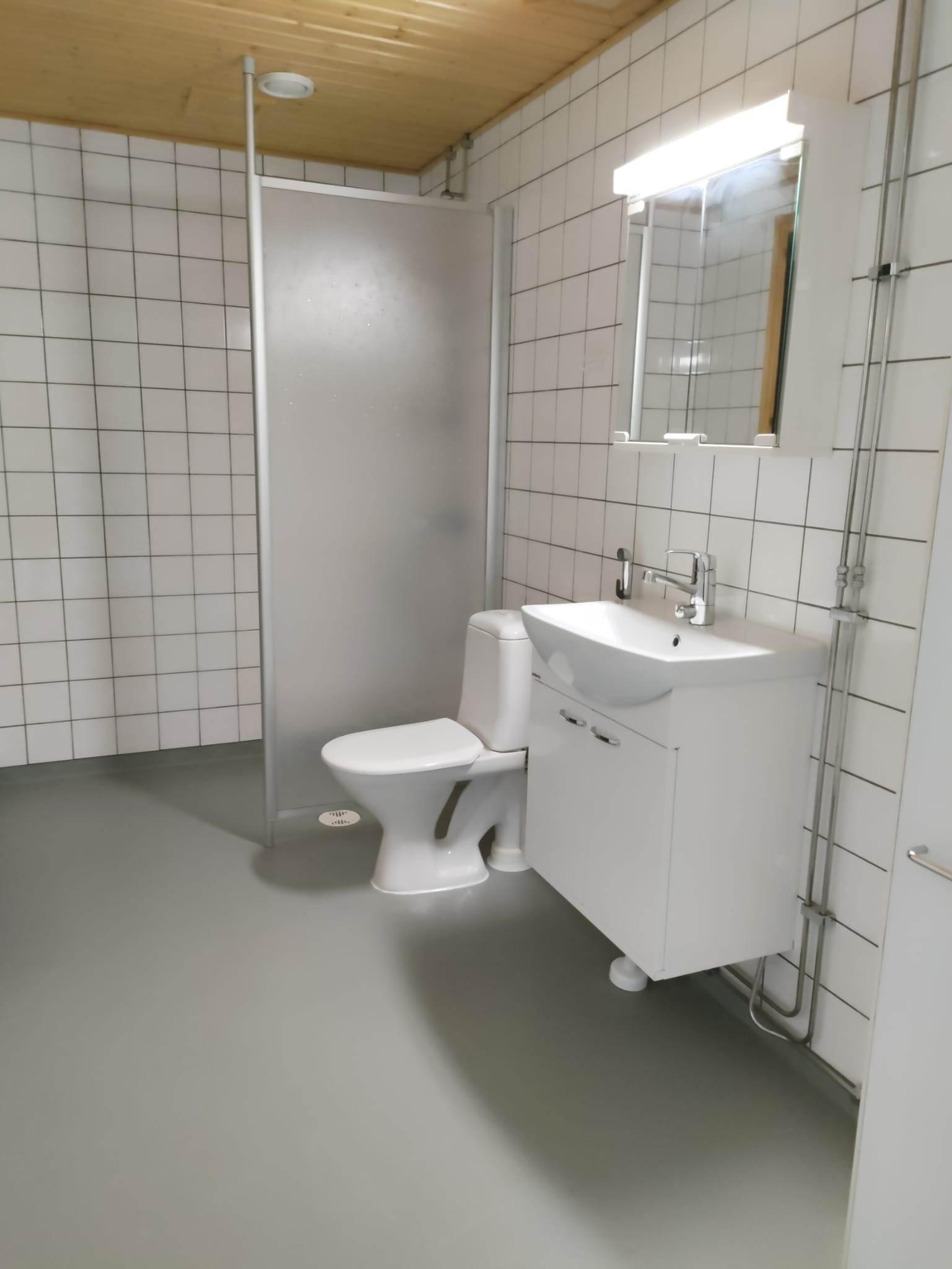 216785