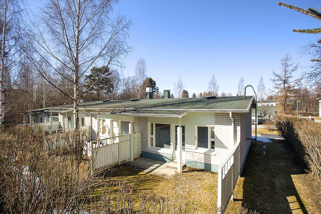 Suksimestarintie 13 A 1