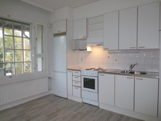 Sepelkyyhkyntie 2 A 9