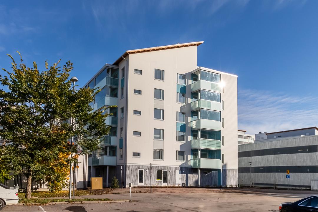 Santaniitynkatu 15 - Asunto Oy Keravan Sahrami