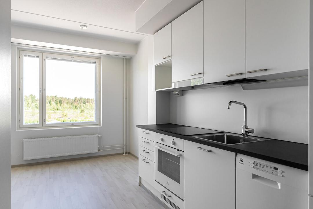 Värimestarinkaari 4 A 18