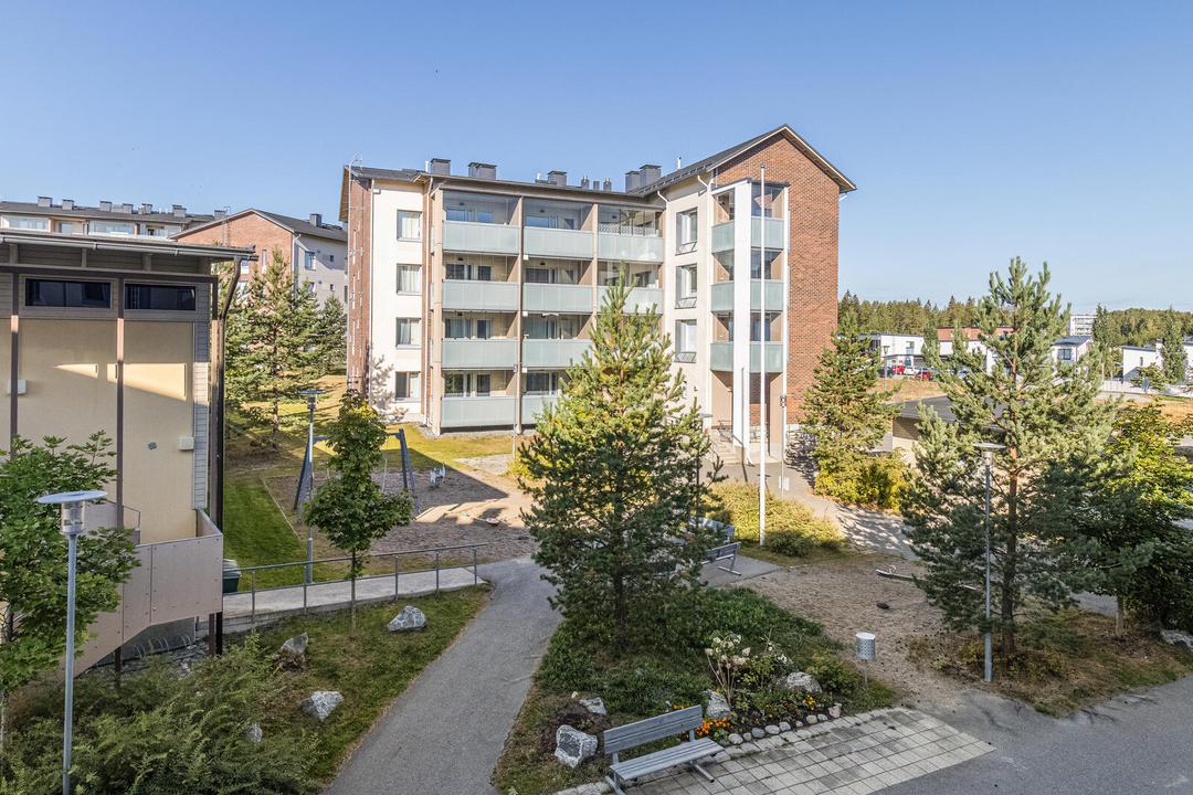 Messuportinkatu 8 - Asunto Oy Lehtoniemen Loisto, Kuopio